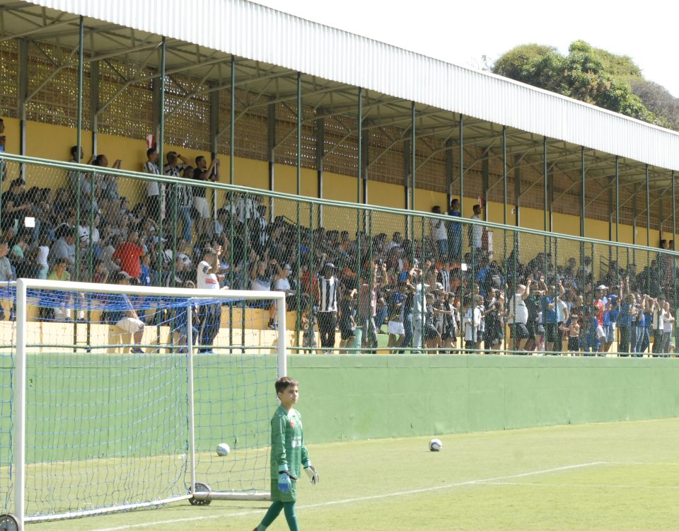 Público lotou as arquibancadas da Arena Gregorão